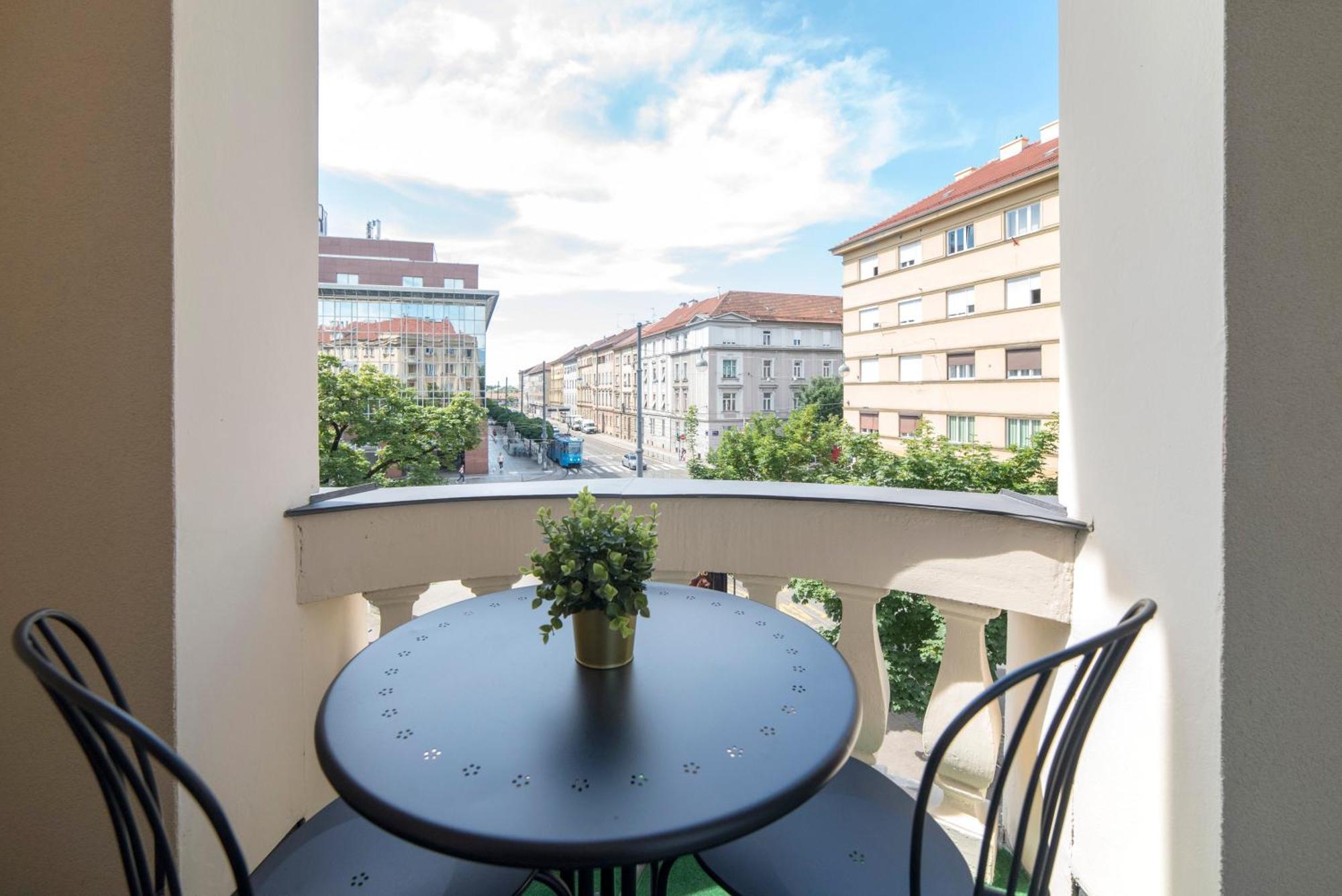 Apartment Evita *
