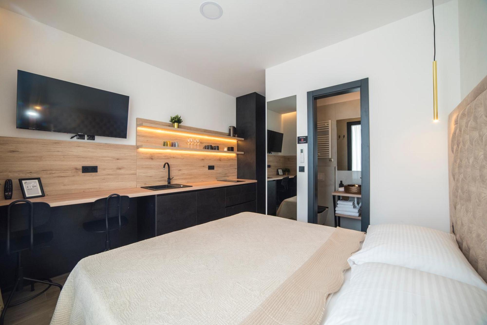 Apartment Evita *